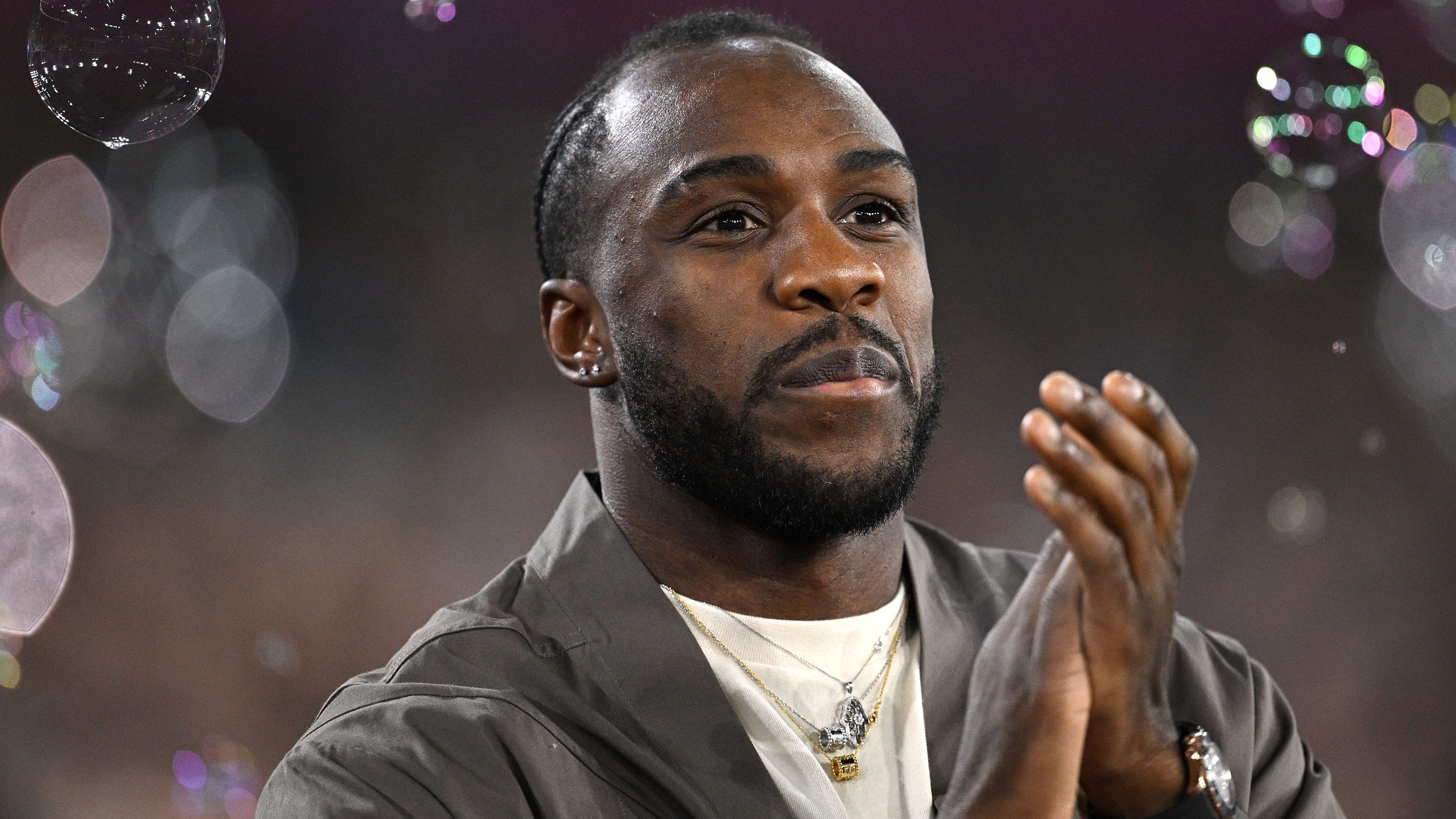 对足球的关 对足球的关